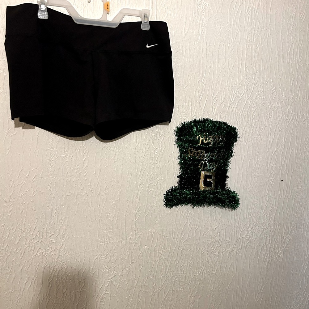 Stunning Nike Dri- Fit Women's Short's